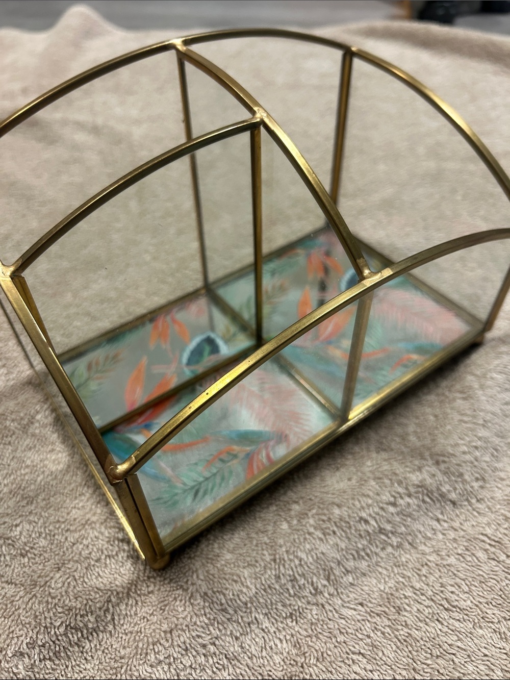 Cynthia Rowley Glass Makeup Organizer